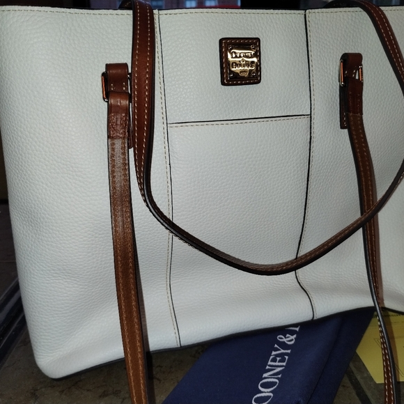 Dooney & Bourke Leather Lexington Shopper Never used! - Picture 9 of 10